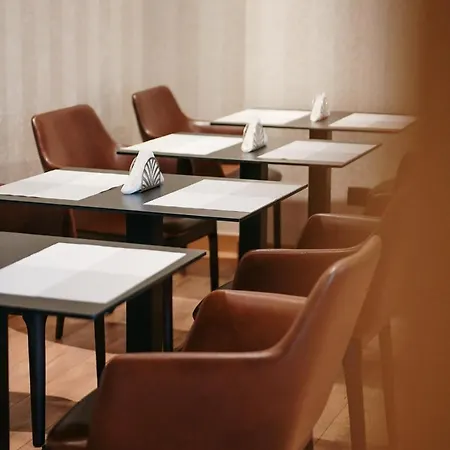 فندق Richmond كورتشي